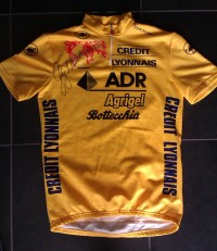 1989 Tour de France signed yellow jersey