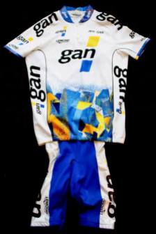 1993 Gan jersey + shorts